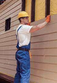 Siding Removal and Disposal in Woodburn, OR